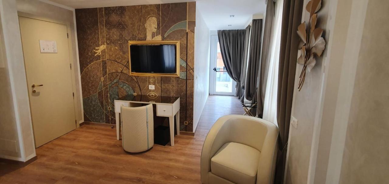 Amsterdam Suite Hotel & Spa Rimini Exterior foto